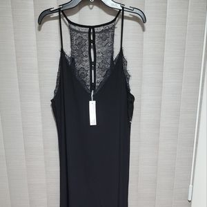 NWT / Chelsea 28 Black Dress